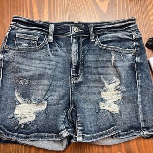BRAND NEW Judy blue jean shorts